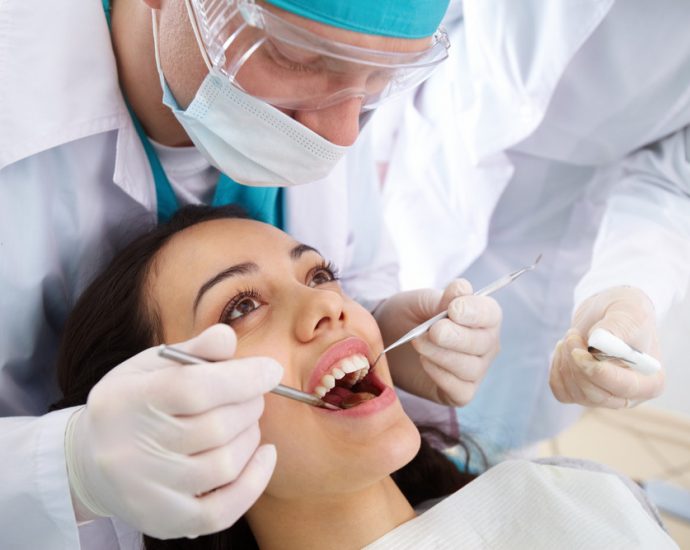 well-reviewed dentist